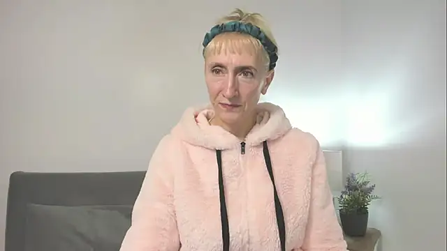 MargaretMilf69 online show from 16, 10, 2025