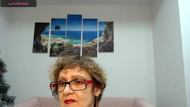 Snapshot of SexyGrandma_ chatting on 1, 2, 2025 SexyGrandma online show from 1, 2, 2025