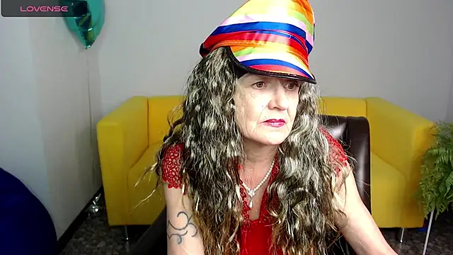 Snapshot of SexyGrandma_ chatting on 20, 2, 2025 SexyGrandma online show from 20, 2, 2025