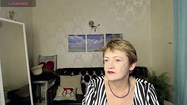 SexyGrandma  online show from 16, 10, 2025