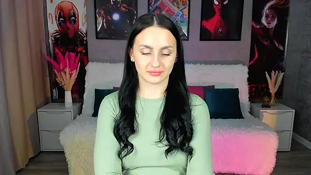 EmiliaBeynard online show from 4, 2, 2025