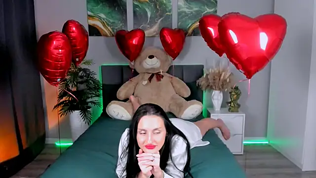 EmiliaBeynard online show from 14, 2, 2025