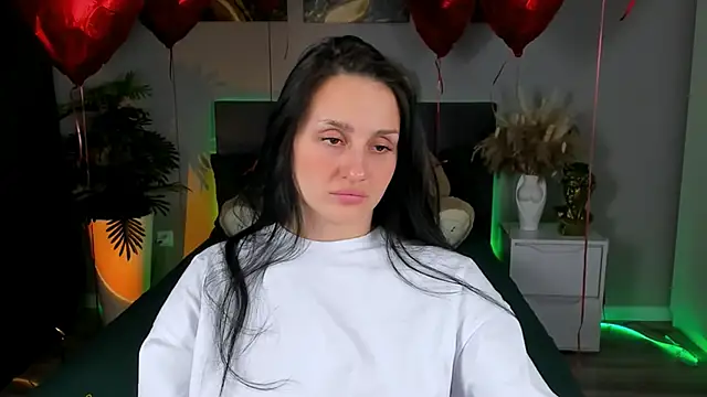 EmiliaBeynard online show from 1, 3, 2025