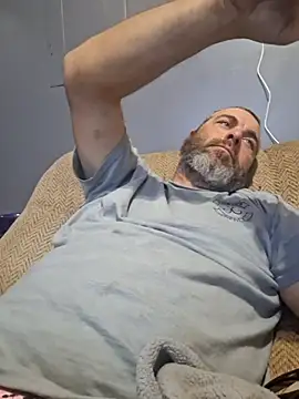 thickdaddy2982 online show from 5, 3, 2025