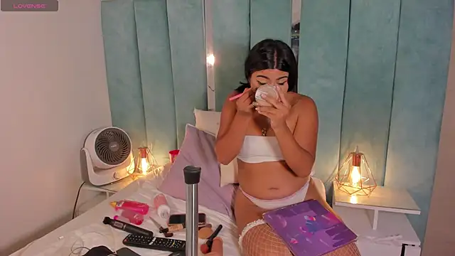 Annita001 online show from 22, 5, 2026