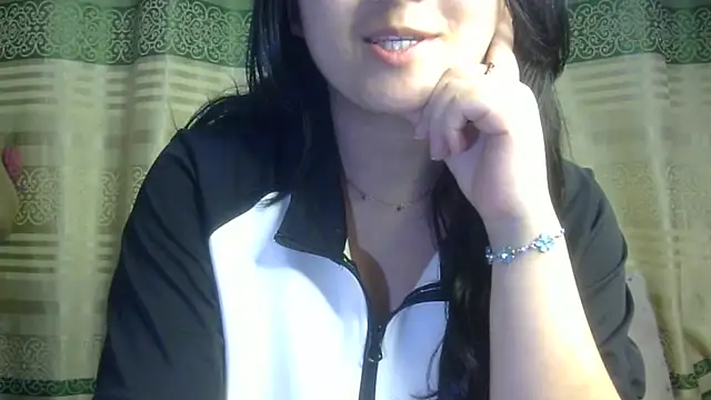 Snapshot of undressed_princesss chatting on 5, 5, 2026 undressed princesss online show from 5, 5, 2026