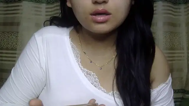 Snapshot of undressed_princesss chatting on 11, 5, 2026 undressed princesss online show from 11, 5, 2026