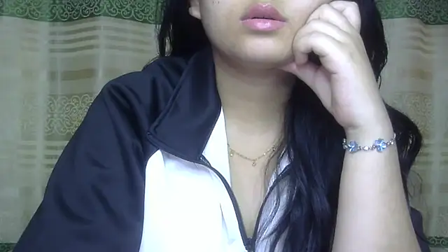 Snapshot of undressed_princesss chatting on 26, 5, 2026 undressed princesss online show from 26, 5, 2026