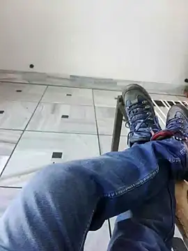 xmanrawan2 online show from 22, 2, 2025