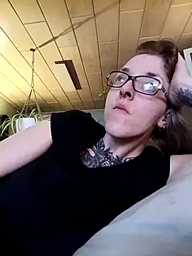 Astrid-Gilbert online show from 20, 2, 2025