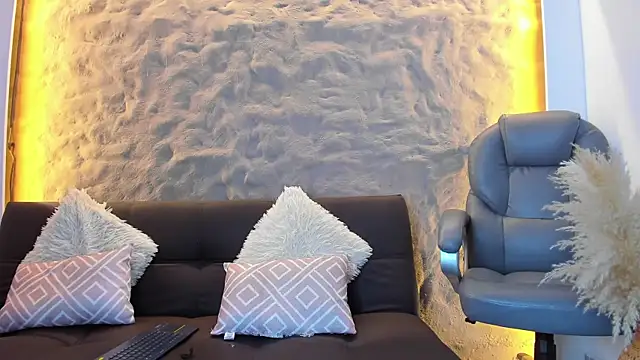 Snapshot of Shanntal_ chatting on 29, 1, 2025 Shanntal  online show from 29, 1, 2025