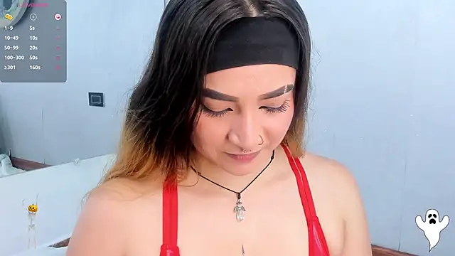 Snapshot of Shanntal_ chatting on 21, 10, 2025 Shanntal  online show from 21, 10, 2025