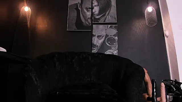 SadieManson  online show from 17, 1, 2026