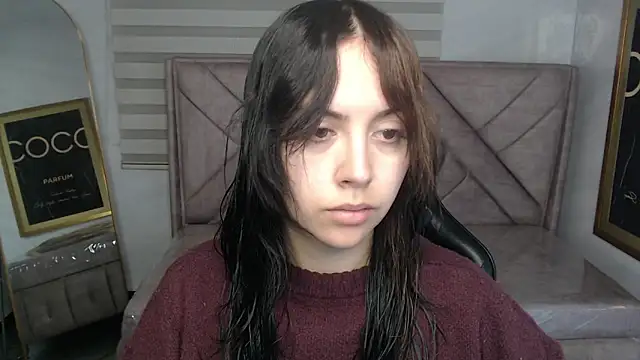Hela v online show from 5, 5, 2026