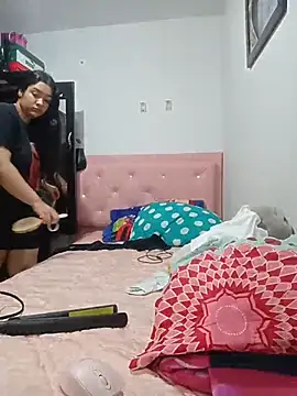 Snapshot of kelmont chatting on 7, 11, 2025 kelmont online show from 7, 11, 2025