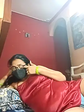 Snapshot of runi31 chatting on 31, 3, 2026 runi31 online show from 31, 3, 2026