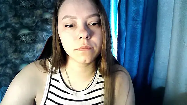 Snapshot of Misssweet_s chatting on 5, 4, 2026 Misssweet s online show from 5, 4, 2026