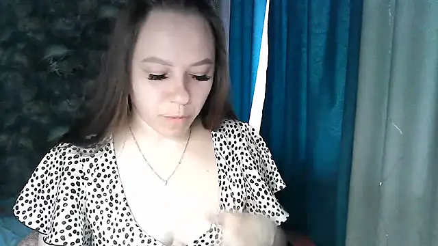 Snapshot of Misssweet_s chatting on 17, 6, 2026 Misssweet s online show from 17, 6, 2026