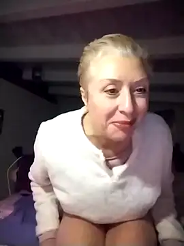 Snapshot of divinaerotica chatting on 18, 12, 2025 divinaerotica online show from 18, 12, 2025