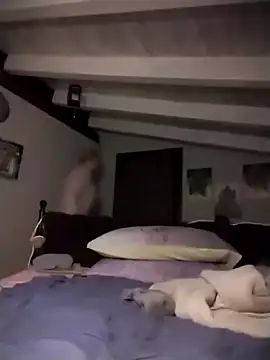 Snapshot of divinaerotica chatting on 20, 12, 2025 divinaerotica online show from 20, 12, 2025