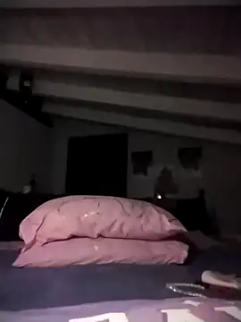 Snapshot of divinaerotica chatting on 21, 12, 2025 divinaerotica online show from 21, 12, 2025