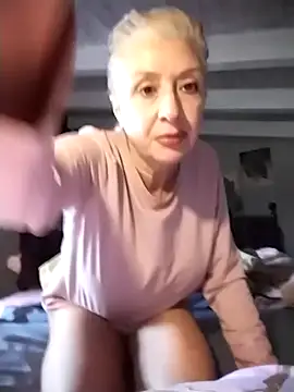 Snapshot of divinaerotica chatting on 13, 1, 2026 divinaerotica online show from 13, 1, 2026