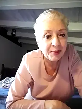 Snapshot of divinaerotica chatting on 5, 2, 2026 divinaerotica online show from 5, 2, 2026