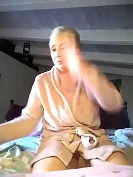 Snapshot of divinaerotica chatting on 15, 2, 2026 divinaerotica online show from 15, 2, 2026