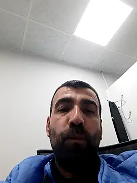 Snapshot of bugattiveyron chatting on 31, 1, 2025 bugattiveyron online show from 31, 1, 2025