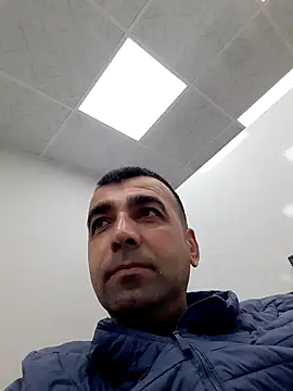 Snapshot of bugattiveyron chatting on 3, 2, 2025 bugattiveyron online show from 3, 2, 2025