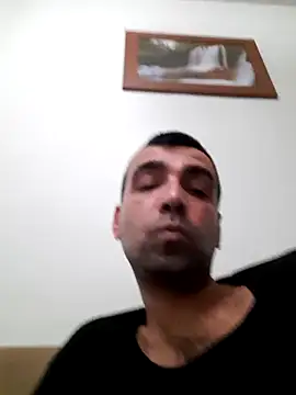 Snapshot of bugattiveyron chatting on 15, 3, 2025 bugattiveyron online show from 15, 3, 2025