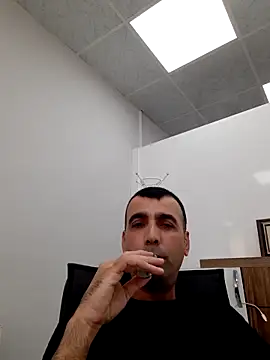 Snapshot of bugattiveyron chatting on 17, 9, 2025 bugattiveyron online show from 17, 9, 2025