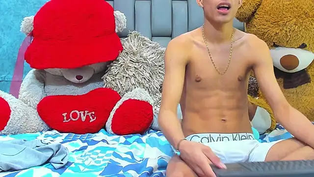 Snapshot of Sexys_Hornys_Boys chatting on 22, 2, 2025 Sexys Hornys Boys online show from 22, 2, 2025