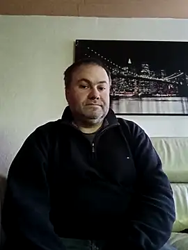 Pourleplasirs online show from 1, 3, 2025