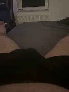 Mo 2003 online show from 30, 1, 2025