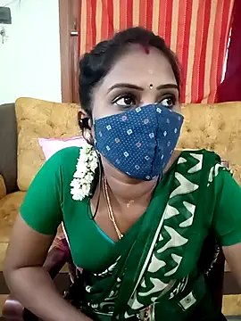 Snapshot of Tamil_roja17 chatting on 22, 11, 2025 Tamil roja17 online show from 22, 11, 2025