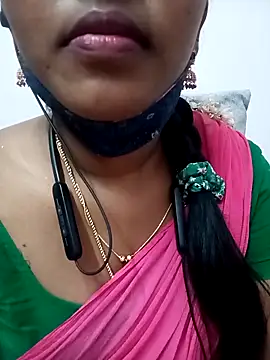 Snapshot of Tamil_roja17 chatting on 14, 12, 2025 Tamil roja17 online show from 14, 12, 2025