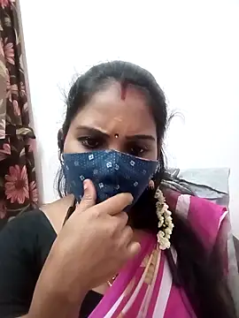 Snapshot of Tamil_roja17 chatting on 17, 12, 2025 Tamil roja17 online show from 17, 12, 2025