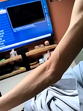 Snapshot of mialovelybb chatting on 30, 1, 2025 mialovelybb online show from 30, 1, 2025