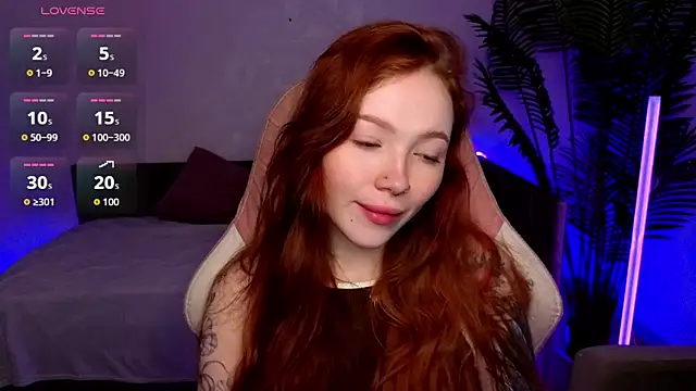 Snapshot of Maya_Light chatting on 14, 4, 2026 Maya Light online show from 14, 4, 2026