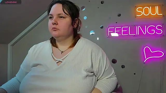 Snapshot of Helga_Fitzgerald chatting on 6, 3, 2025 Helga Fitzgerald online show from 6, 3, 2025