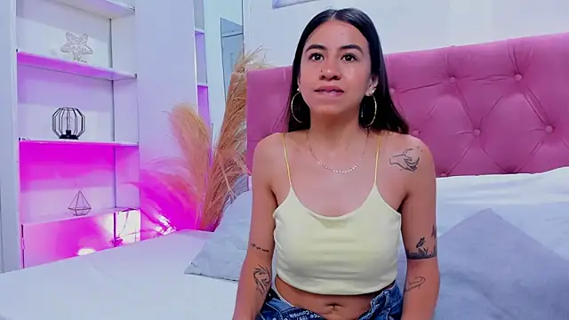 Ariana greenblat online show from 28, 1, 2025