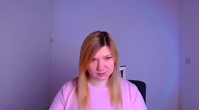 Snapshot of Lola_moree chatting on 10, 2, 2025 Lola moree online show from 10, 2, 2025