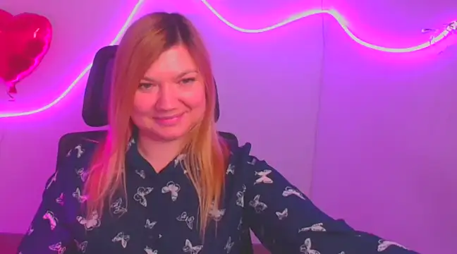 Snapshot of Lola_moree chatting on 22, 2, 2025 Lola moree online show from 22, 2, 2025