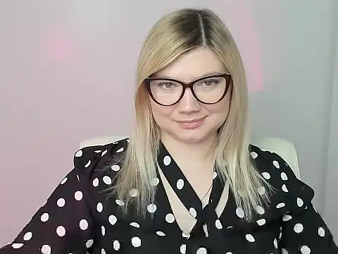 Lola moree online show from 3, 11, 2025