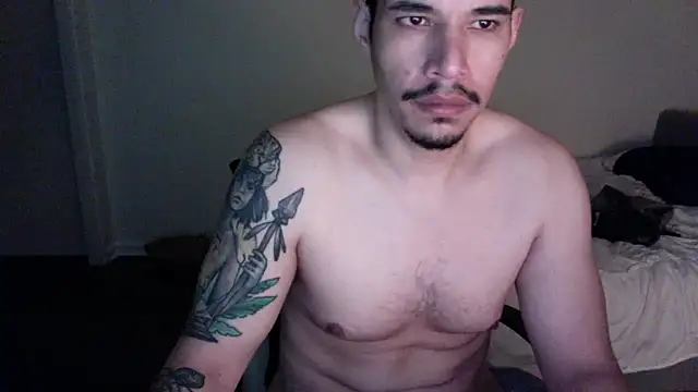 Snapshot of NicaBOi chatting on 4, 3, 2025 NicaBOi online show from 4, 3, 2025