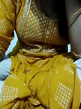 Snapshot of saaniya chatting on 3, 10, 2025 saaniya online show from 3, 10, 2025