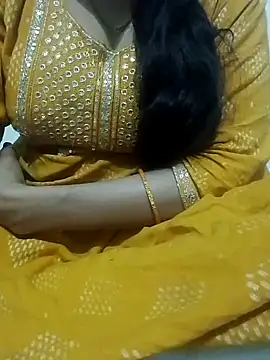 Snapshot of saaniya chatting on 17, 10, 2025 saaniya online show from 17, 10, 2025