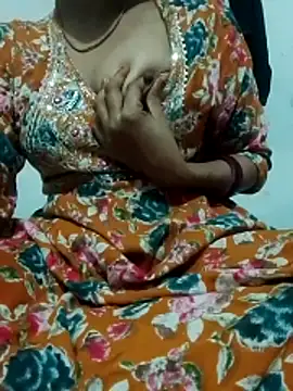 Snapshot of saaniya chatting on 7, 11, 2025 saaniya online show from 7, 11, 2025