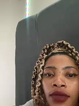Snapshot of ZinaFreak chatting on 23, 2, 2025 ZinaFreak online show from 23, 2, 2025